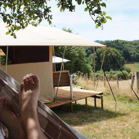 Formidable B&B Saint-Julien-le-Petit Екстериор снимка