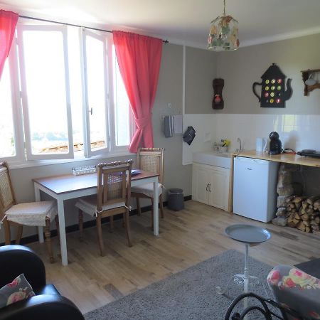 Formidable B&B Saint-Julien-le-Petit Екстериор снимка