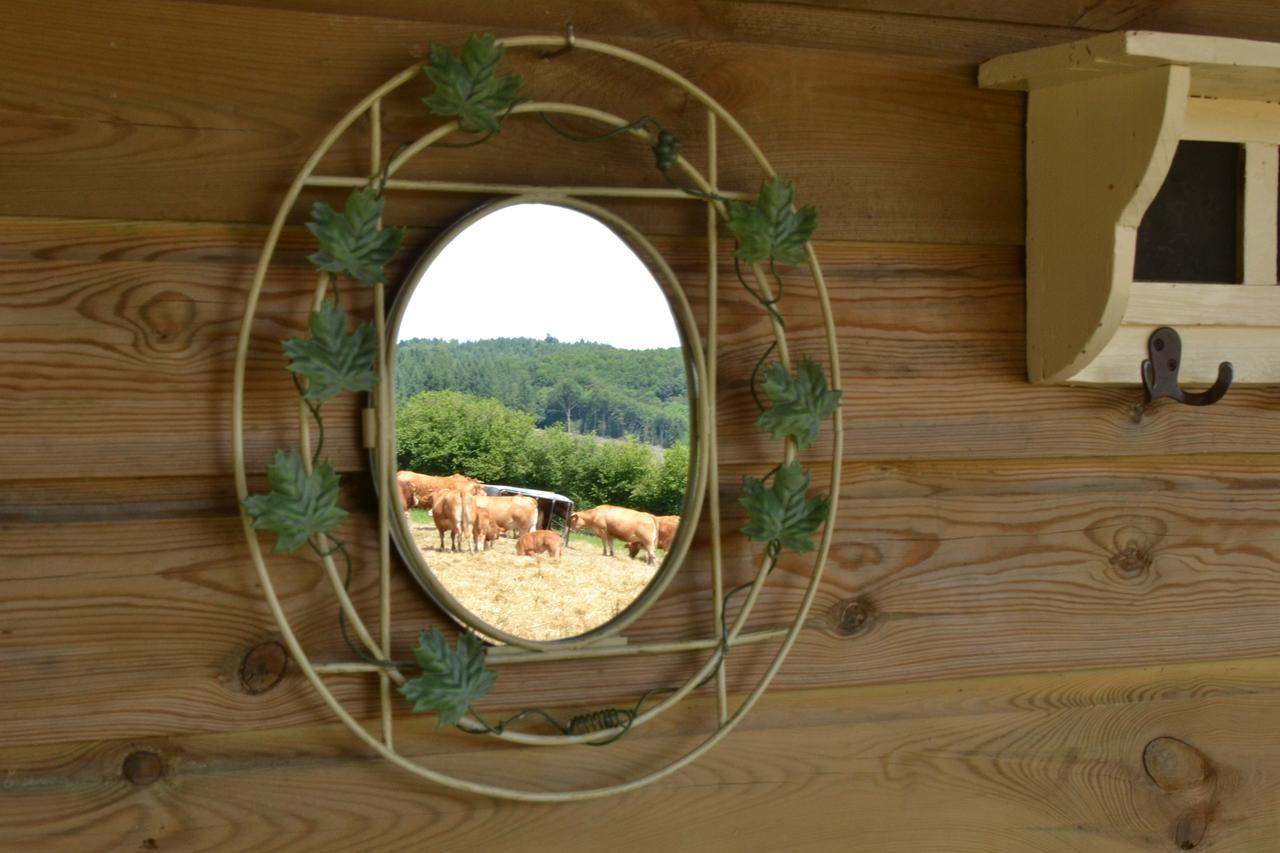 Formidable B&B Saint-Julien-le-Petit Екстериор снимка