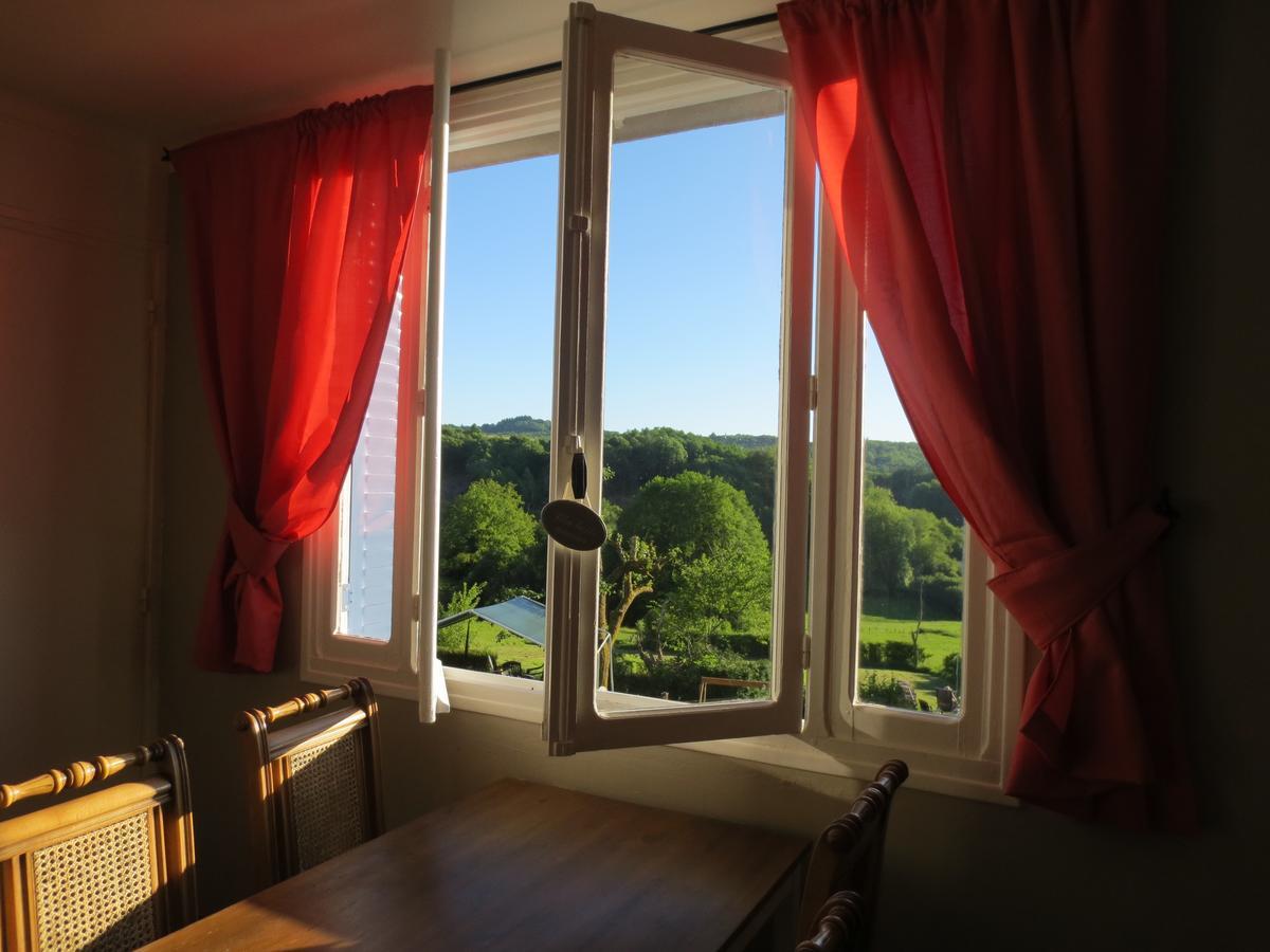 Formidable B&B Saint-Julien-le-Petit Екстериор снимка